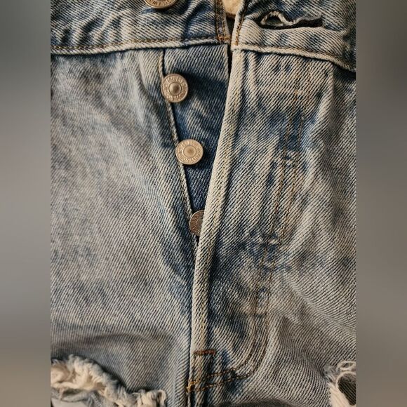 LEVIS 501 HIGH RISE WOMEN'S SHORTS SZ 29 (333) - Picture 4 of 8